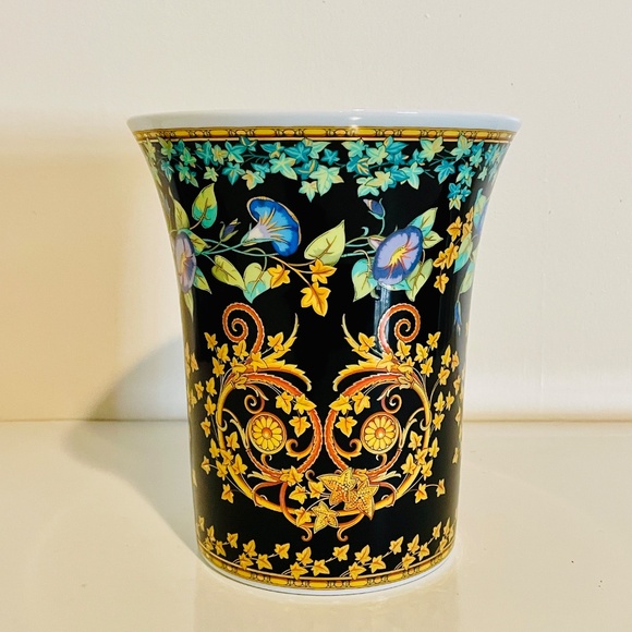 Versace x Rosenthal Vintage Gold Ivy Pattern Porcelain Vase 7 inches Tall - Picture 3 of 10